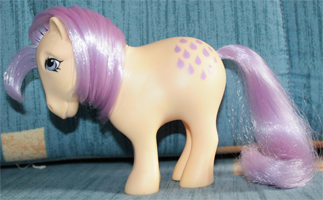 Hong Kong mit lila Symbolen