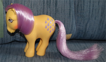 Hong Kong mit lila Symbolen