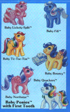 Babyponys mit erstem Zahn