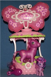 Kirschblte und Baby Hopsasa